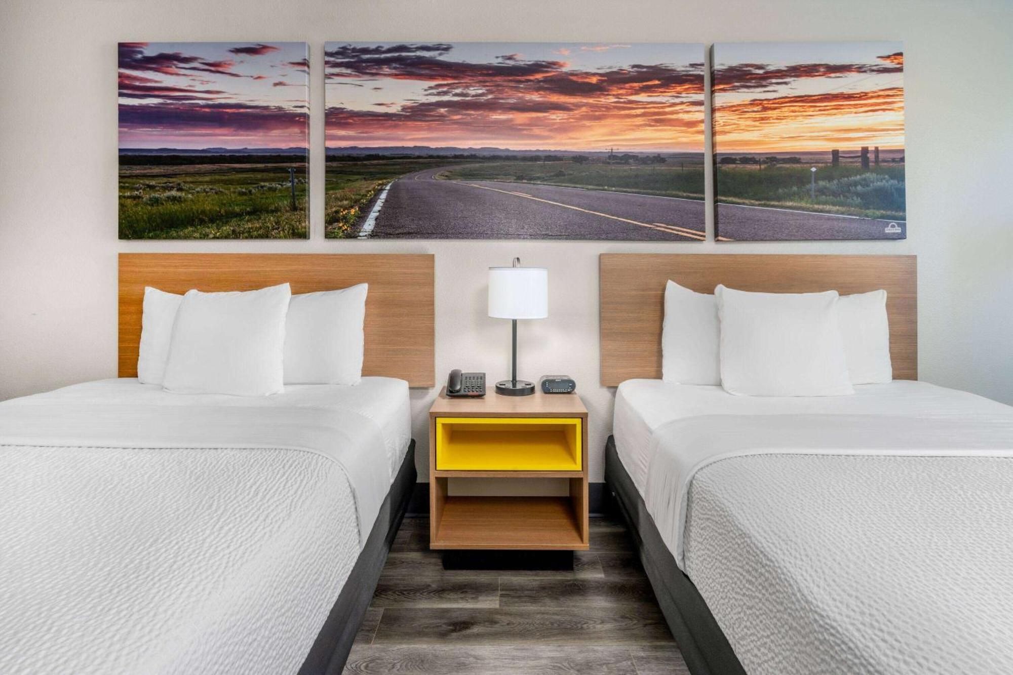 Days Inn By Wyndham Lamar Exteriör bild